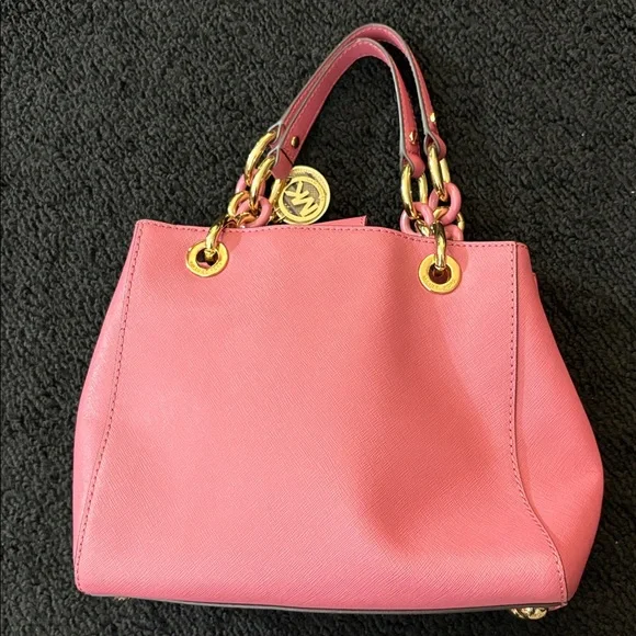 Michael Kors βCynthiaβ Saffiano Leather Satchel - Picture 11 of 16